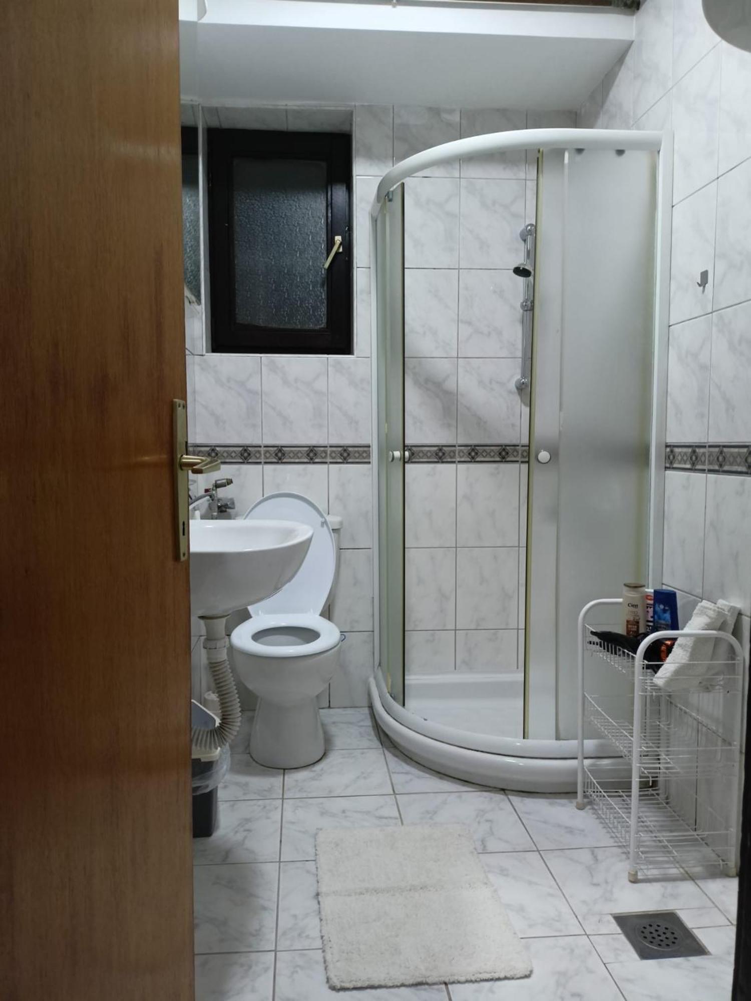Apartmani Dora Leskovac เลสโควัซ ภายนอก รูปภาพ